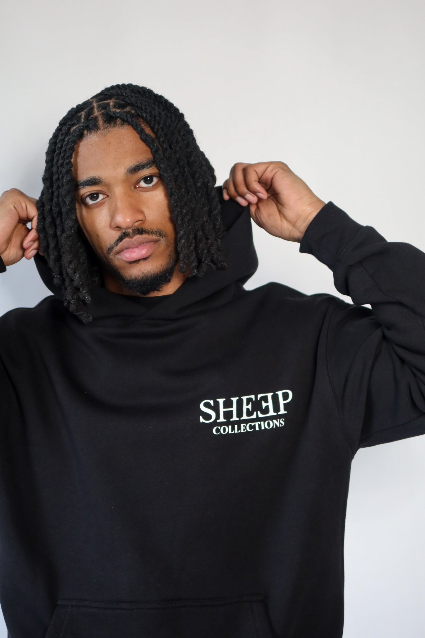 SHEEP Collections Black Hoodie and Sweatpants Set